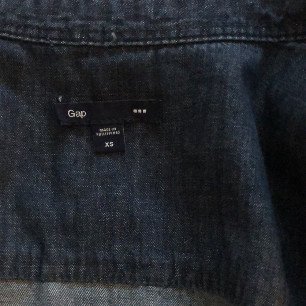 GAP Denim shirt button up Size XS - Picture 2 of 8